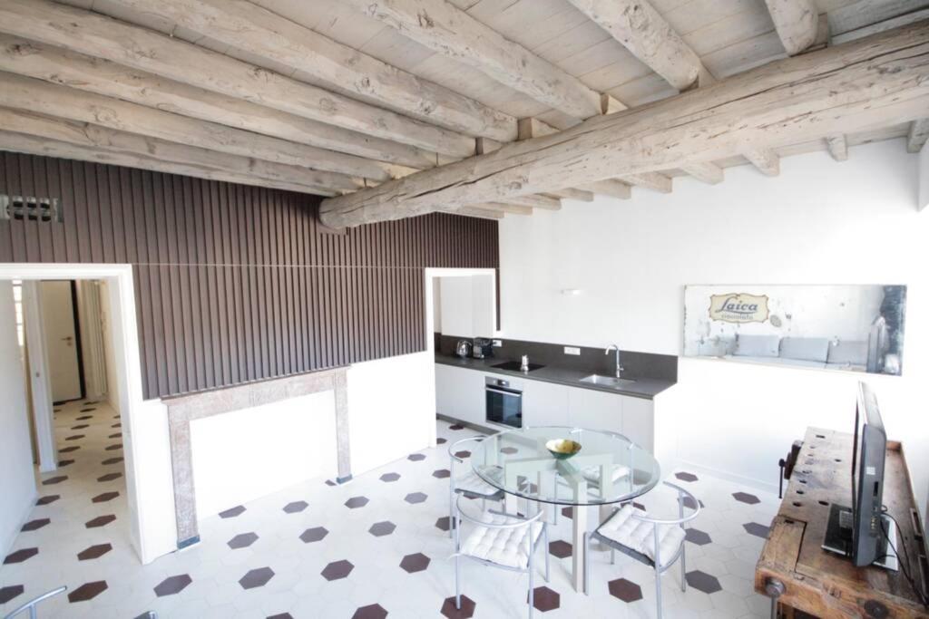 Charmant Maison In Centro Торино Екстериор снимка