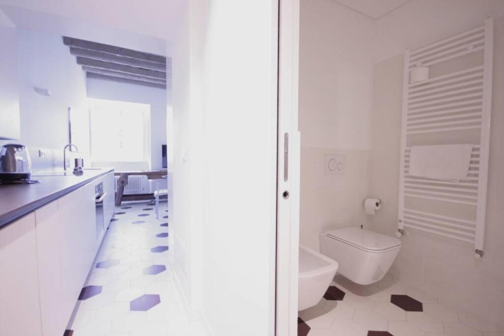 Charmant Maison In Centro Торино Екстериор снимка